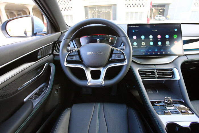 Erre elég magyar utakon az új kínai villanyautó 7