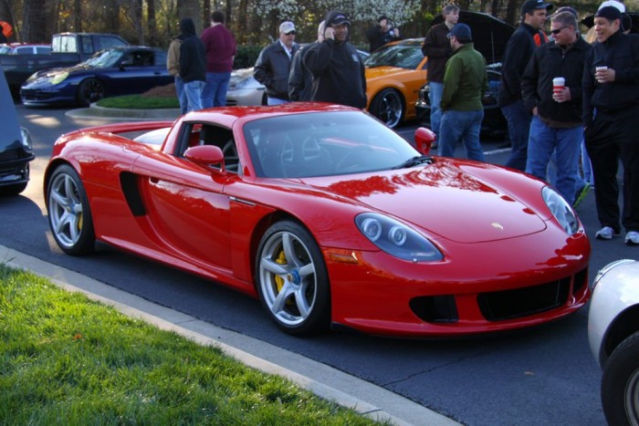 Pokoli belegondolni, de ez a Ferrari már 30 éves 4