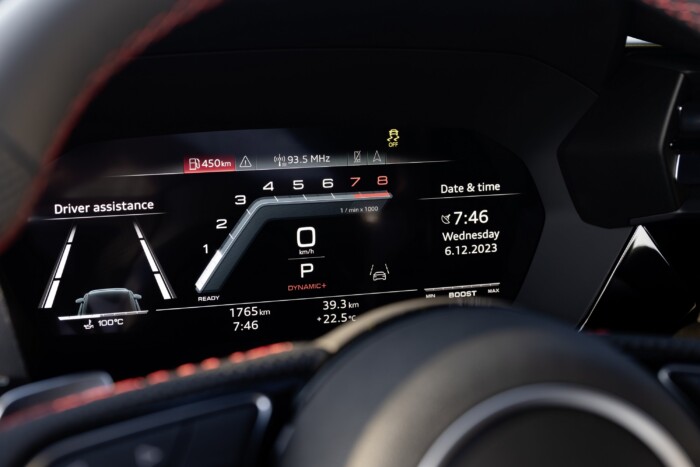 Erősebb lesz az Audi családi sportautója 9