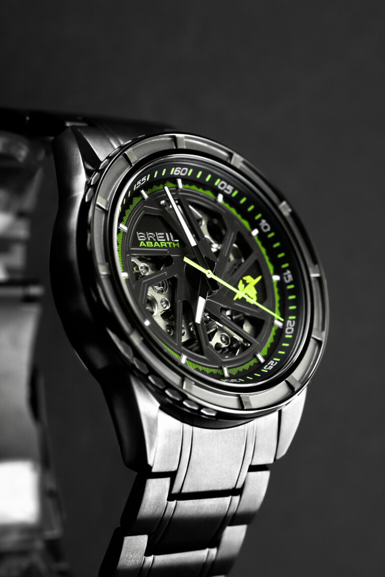 Új ketyegőt kapott a városi villanysportkocsi 2