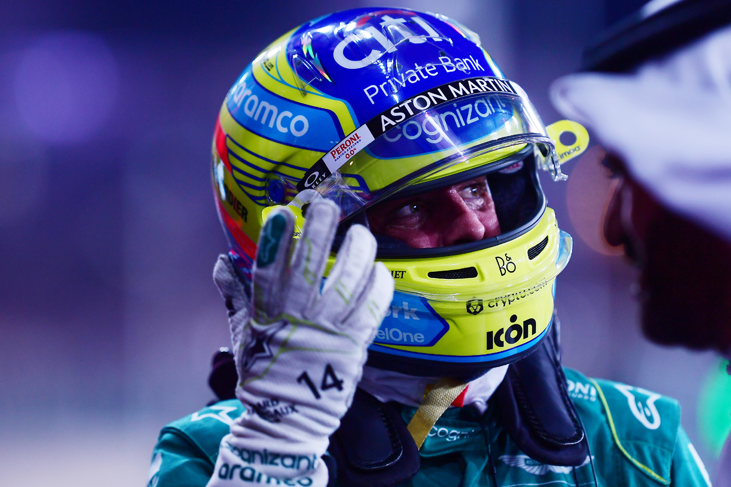 F1: Megint morog Alonso, joggal