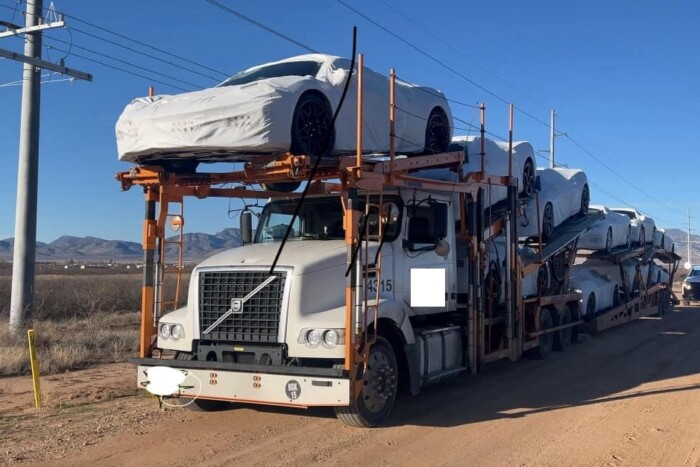 Valahogy haza kellett jutnia a börtönből, egyszerre tíz autót lopott el