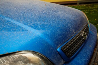 Az autók rettegett ellensége szállja meg az országot