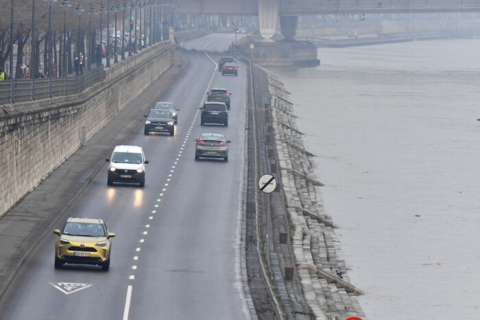Minimális drágulásnak „örülhetnek” az autósok