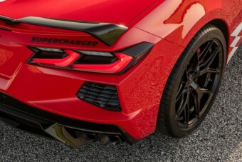 Kompresszortól vadult meg az ikonikus sportautó