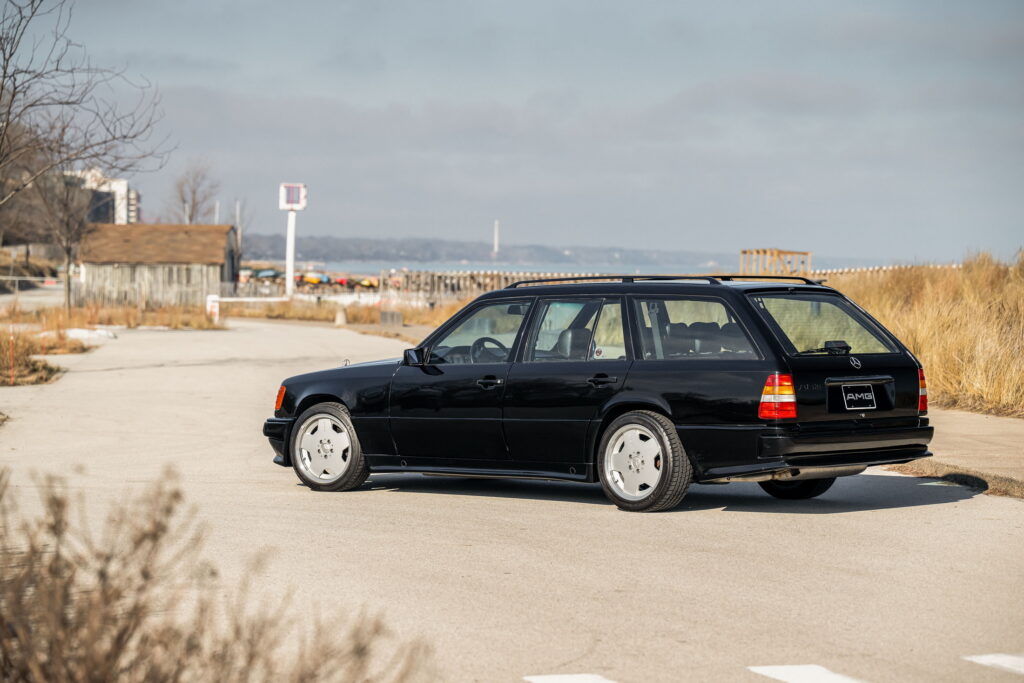 Családi Mercedes 1988-ból, amitől garantált a libabőr 6