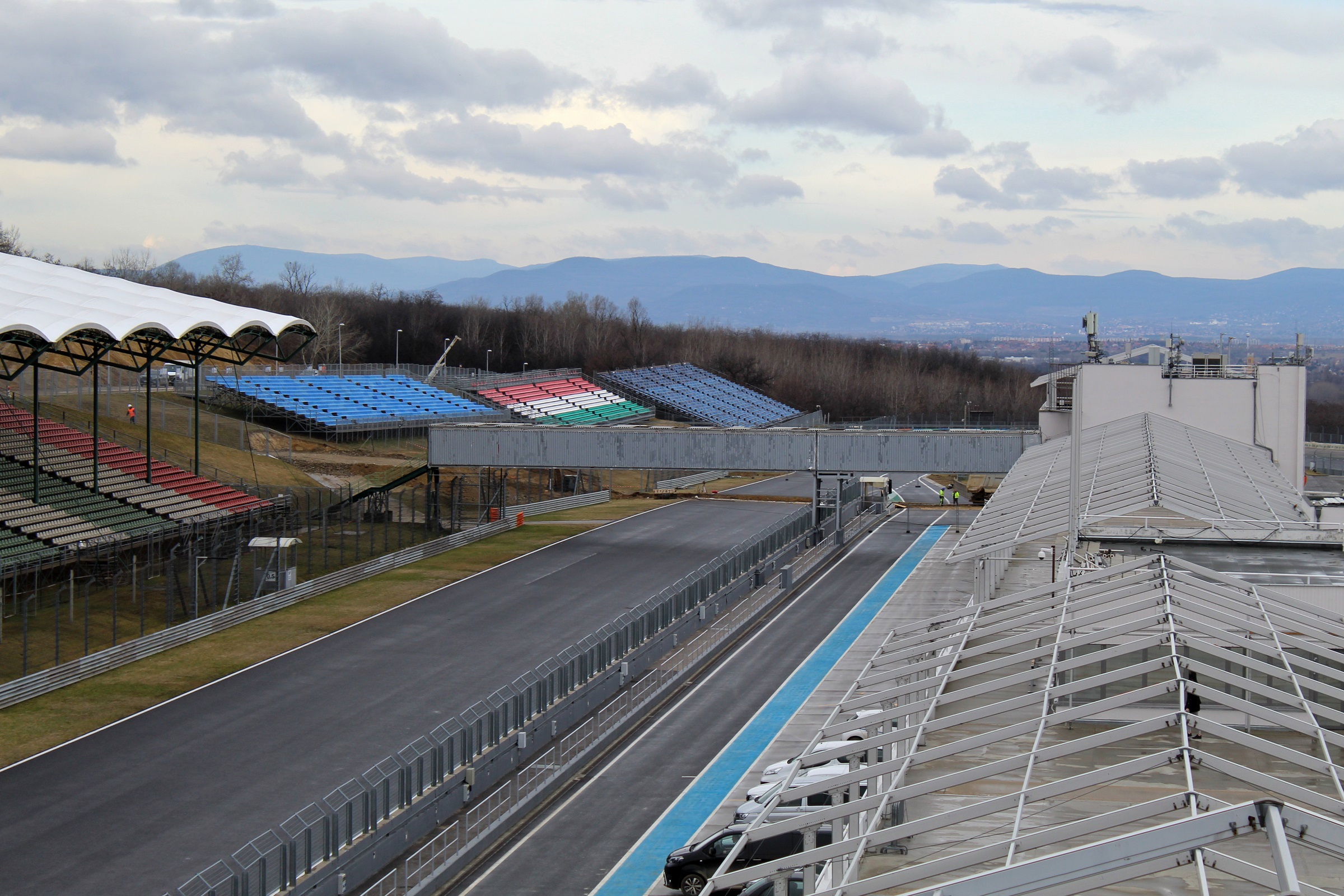 Romokban a Hungaroring, alagút épül a pályán 8