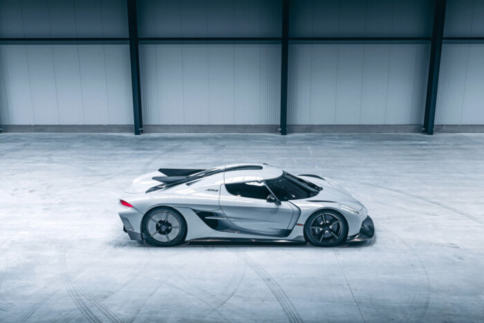 There is currently no place where you can test the top speed of the Koenigsegg Jesko 1