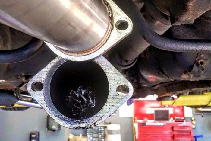 10 fotó bizonyítja, hogy miért káromkodnak az autószerelők 6 | Vezess 10 fotó bizonyítja, hogy miért káromkodnak az autószerelők 6