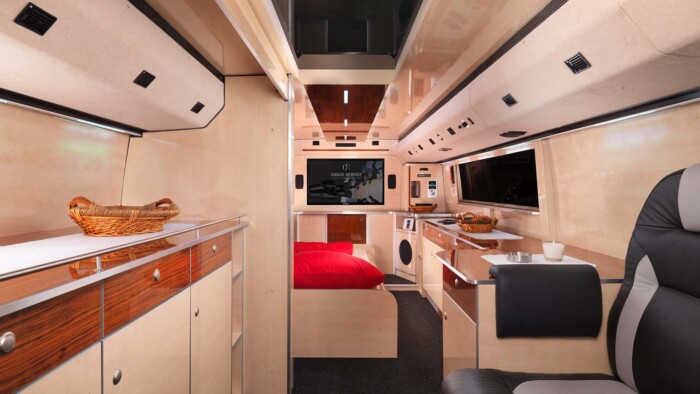 Ilyen kényelemben utaznak a rocksztárok 2