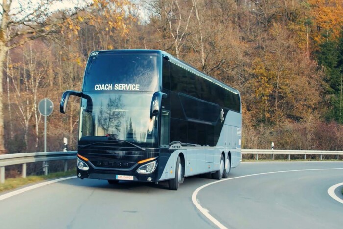 Ilyen kényelemben utaznak a rocksztárok