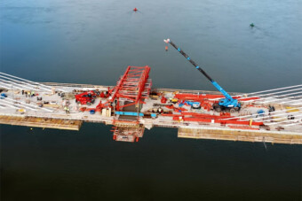 Összeért az új Duna-híd két oldala