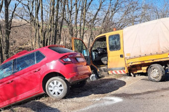 Újabb négy közutas sérült meg figyelmetlen autósok miatt