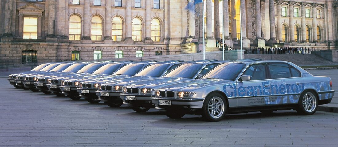 Benzin helyett tankoljunk hidrogént? Ez a megoldás?