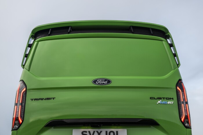 Állatul néznek ki a Ford sportteherautói 7