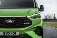 Állatul néznek ki a Ford sportteherautói 39