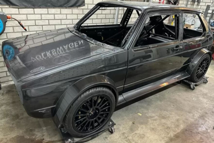 1000 lóerős egyes Golf irdatlan turbóval