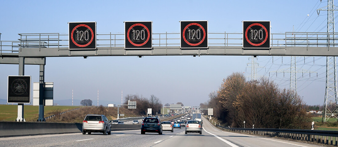 Változó sebességhatárok az autópályákon