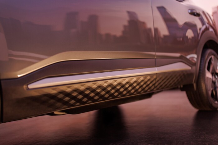 Túl unalmas volt, ezért rács mögé került ez a SUV 8 | Vezess Túl unalmas volt, ezért rács mögé került ez a SUV 8