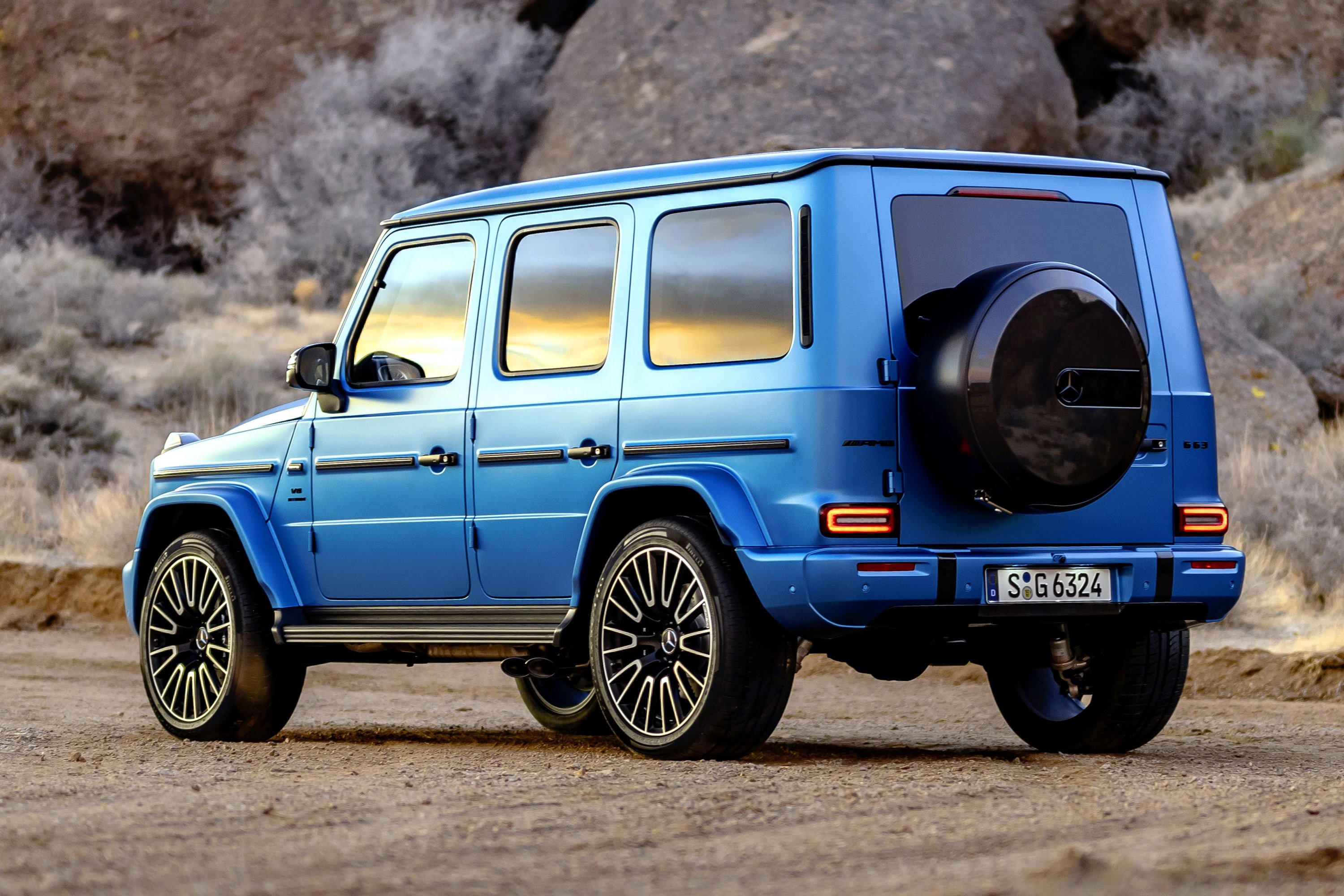 Látszólag nem változott, pedig vadonatúj a Mercedes G-osztály 1