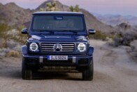 Látszólag nem változott, pedig vadonatúj a Mercedes G-osztály 50