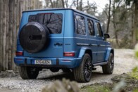 Látszólag nem változott, pedig vadonatúj a Mercedes G-osztály 78