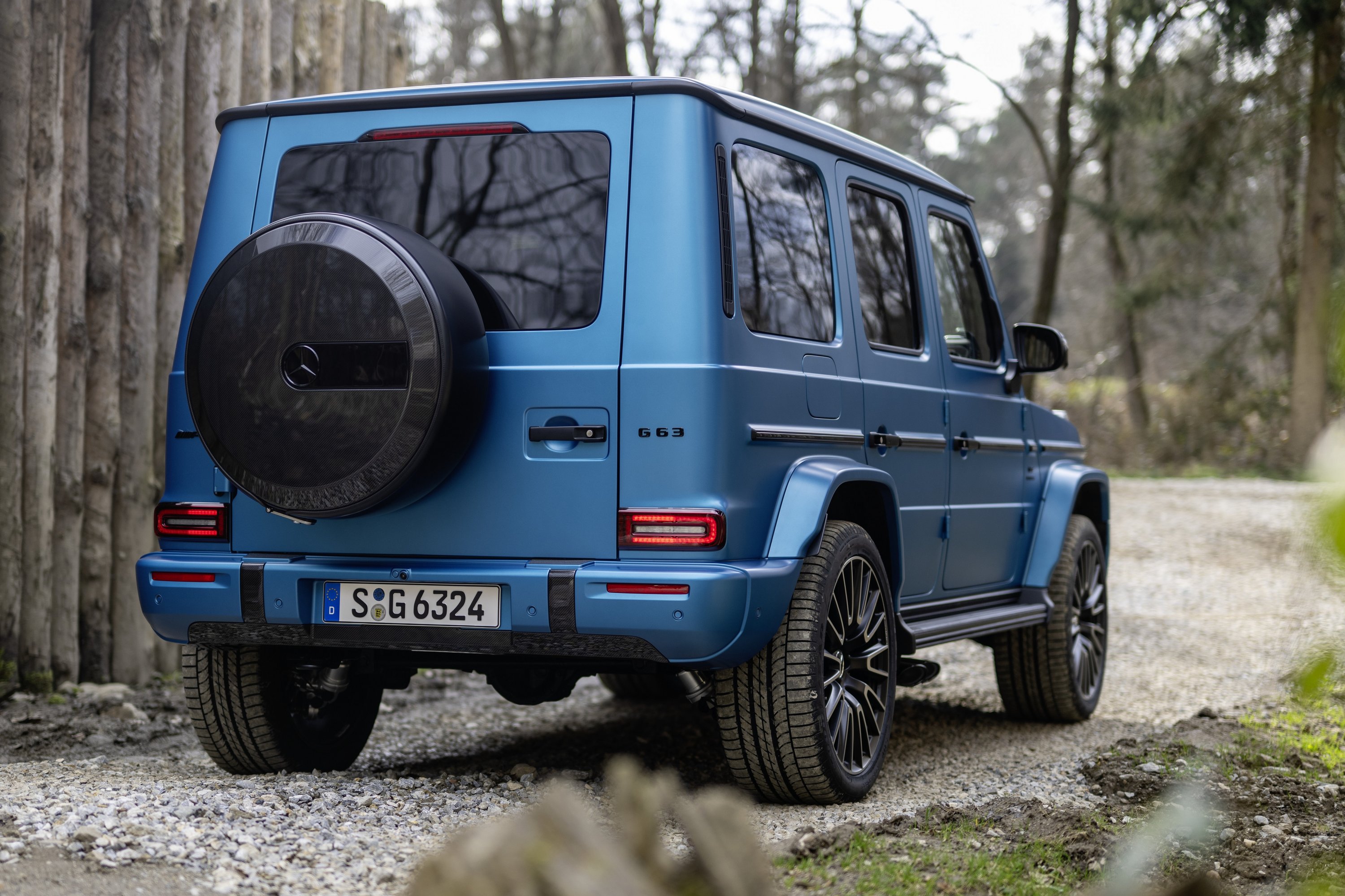 Látszólag nem változott, pedig vadonatúj a Mercedes G-osztály 40