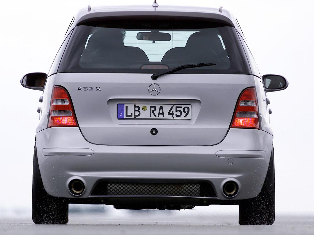 Az ártatlan Mercedesből is készült pokoli verzió 2 | Vezess Az ártatlan Mercedesből is készült pokoli verzió 2