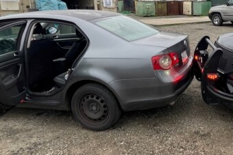 A rendőröket is meglepte a fiú, aki autóval indult iskolába