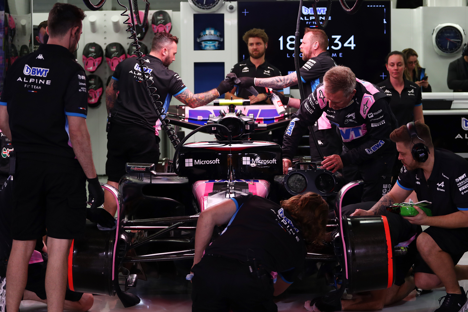 F1: Osztódnak a főnökök a vergődő Alpine-nál