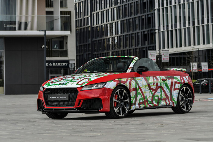 Az autistákat támogatják az utolsó Audi TT RS-sel