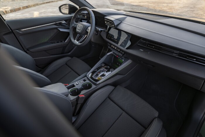 Bérelhető extrákat kínál a megújult Audi A3 9