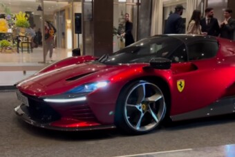 Új autót villantott Ronaldo, itt a 800 milliós szerzemény