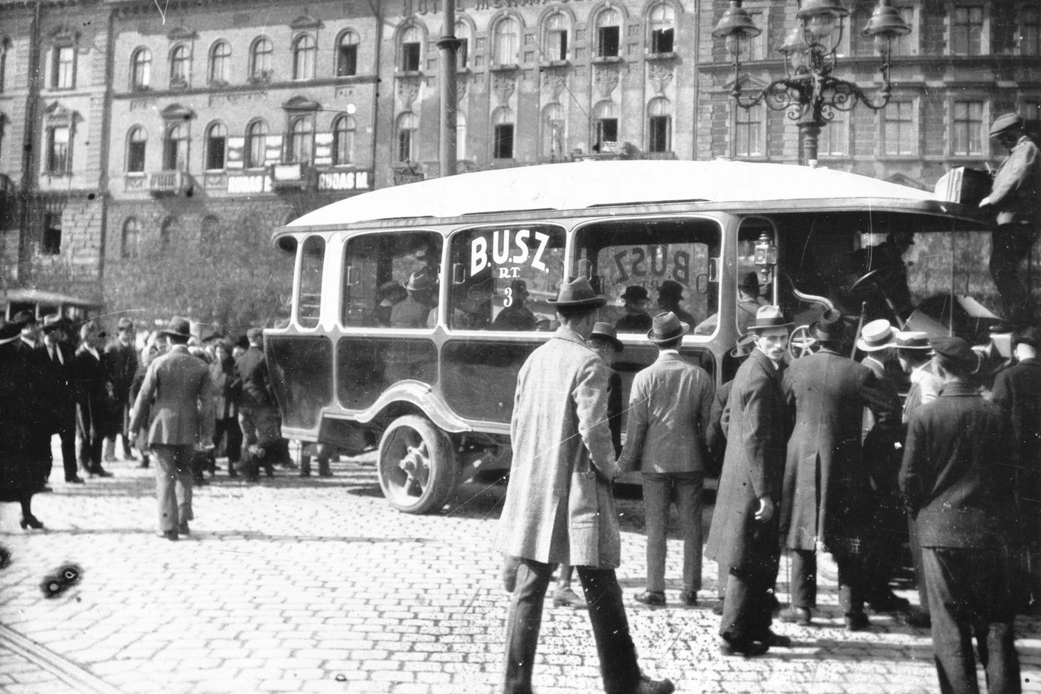 Itt sorakoznak a budapesti közlekedés ikonikus modelljei 1