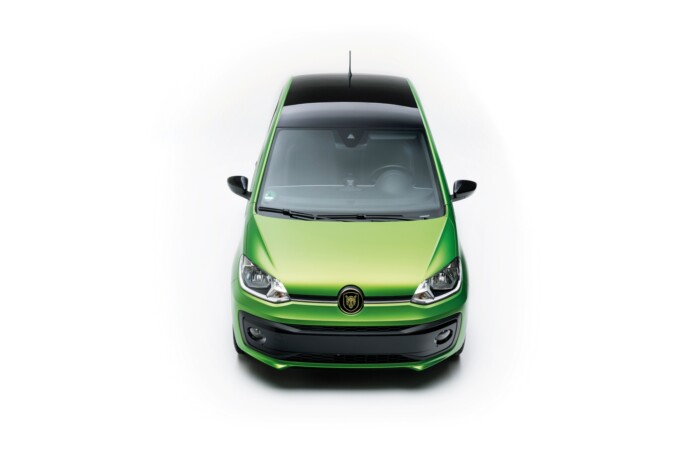 Megér 8 milliót, hogy a gyerek ezen tanuljon vezetni? 6