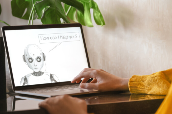 Közel a kor, amikor robot veszi fel a telefont a Toyotánál