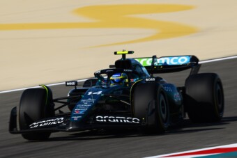 F1: Alonsóval versenyezne 2025-ben ez a csapat