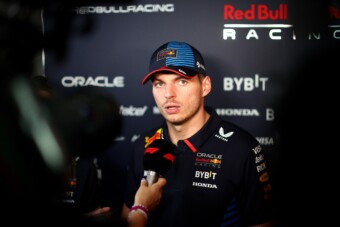 F1: Verstappen kiállt apja mellett