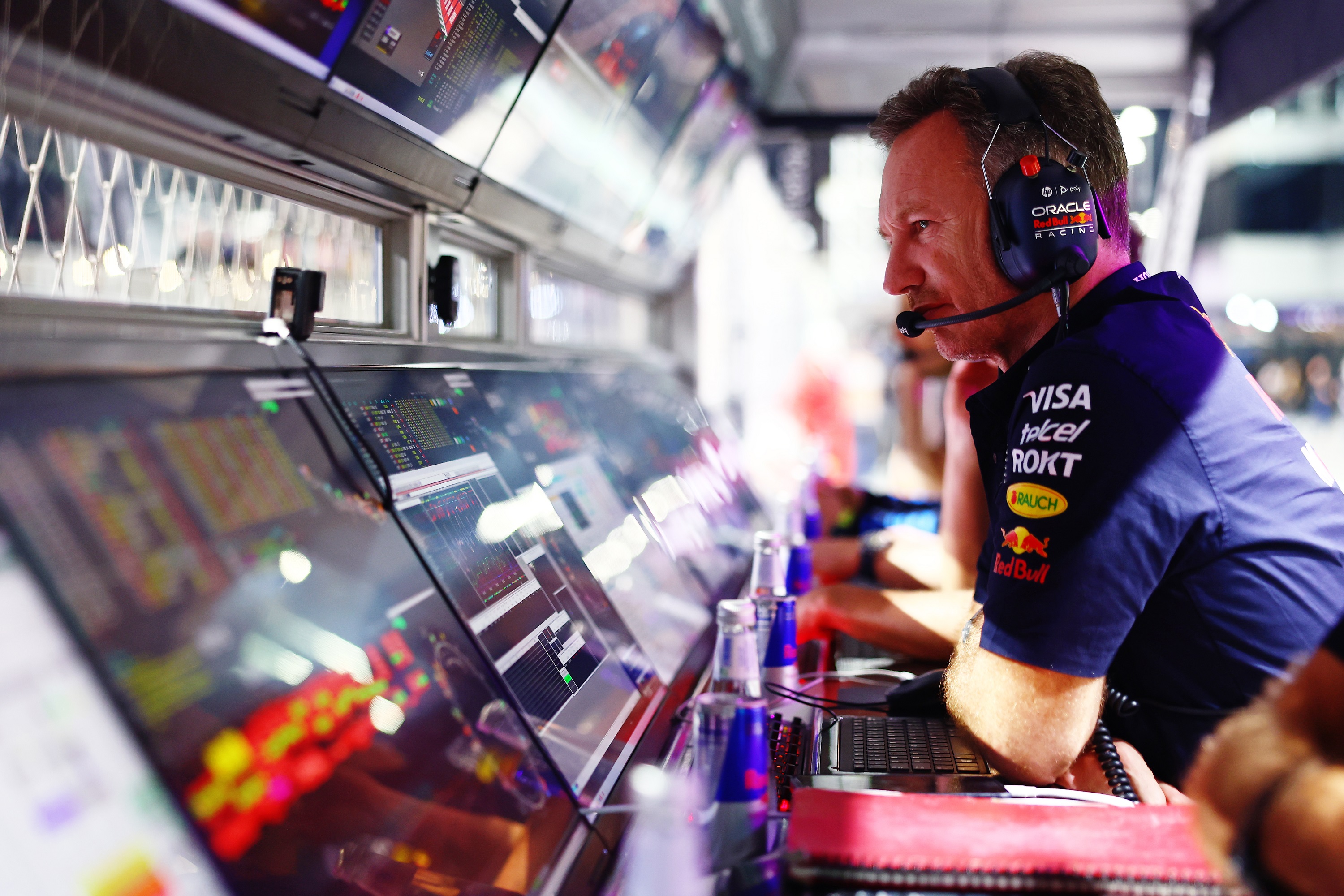 F1: „Horner nem távozik a Red Bulltól”