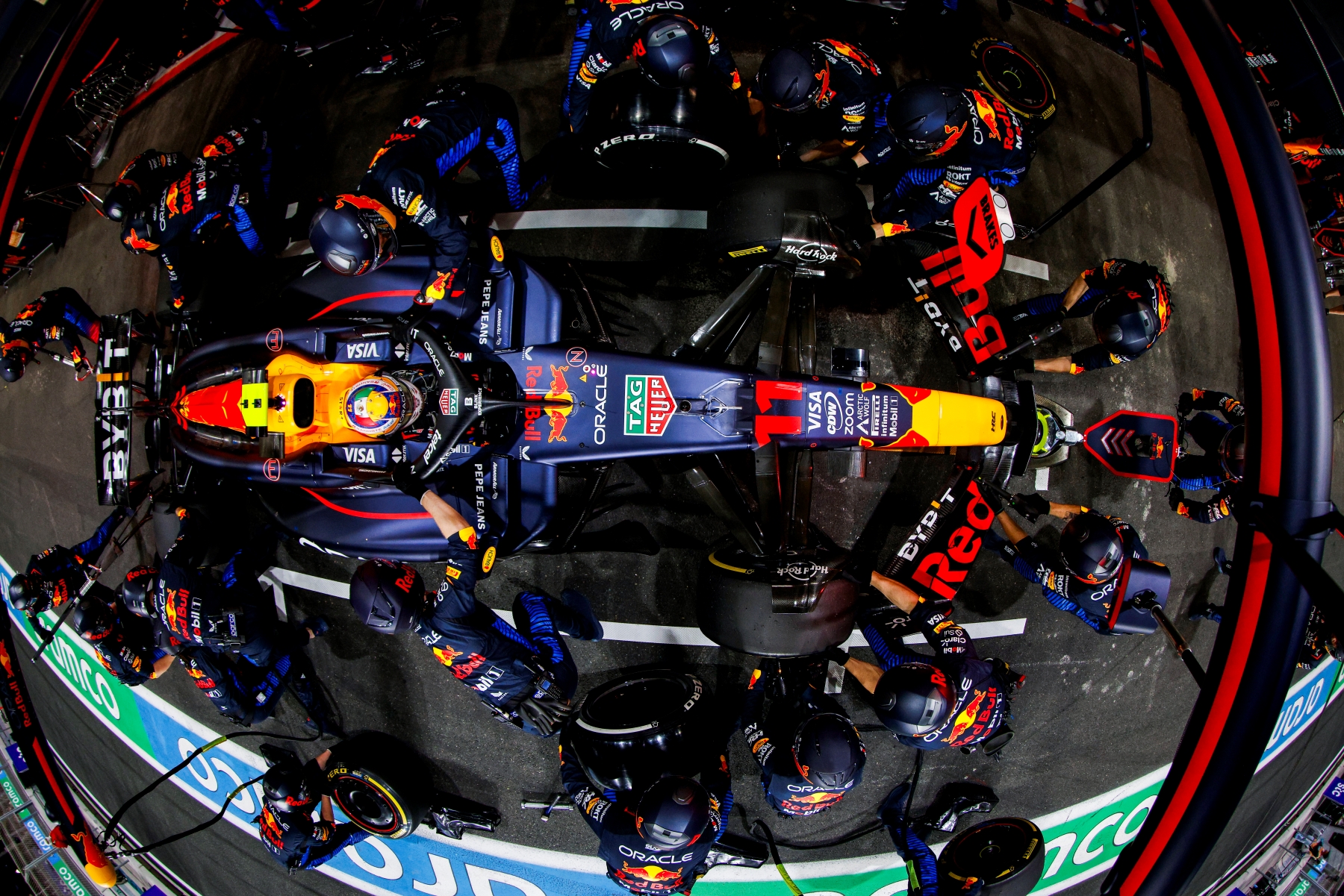 F1: Rezeg a léc Pérez alatt, el is tilthatják