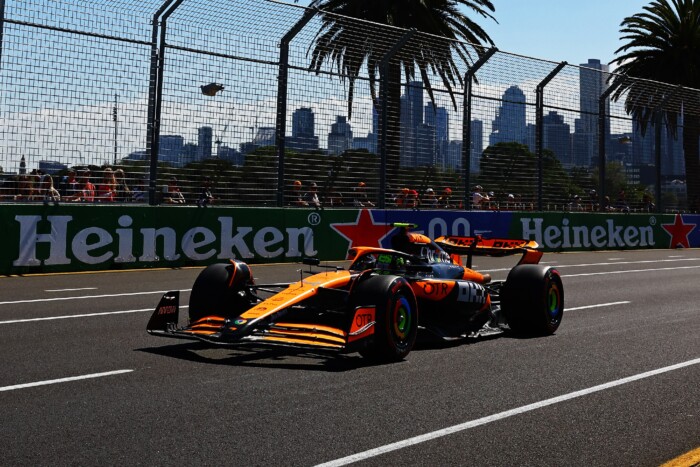 Megszakították a hajnali F1-es edzést