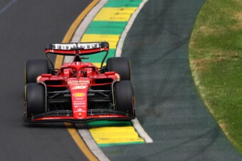 F1: Egymás nyakán a Red Bull, a Ferrari és a Mercedes az időmérő előtt