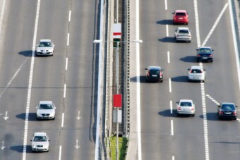 Már biztos: késni fog az egynapos matrica