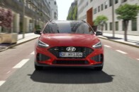 Magától lassít kanyar előtt az új Hyundai 2