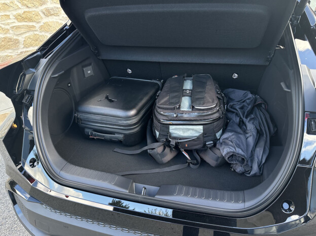 Itt egy szerethető hibrid 9