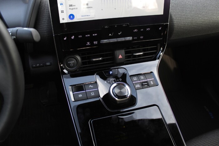 Ezzel a villanyautóval árkon-bokron átmehetsz 10