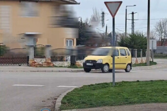 Tényleg újra kellene tanulni a KRESZT a magyar autósoknak?