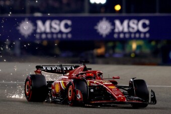 F1: Máris elégedetlen a Ferrari stratégiájával Leclerc
