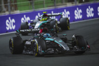 F1: Csúnyán mellényúlt a Mercedes 2