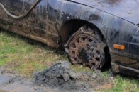 Szomorú titkot rejtett a paksi Dunából 11 év után kihúzott kocsi 1